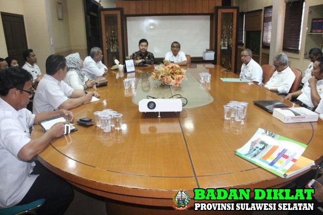 KEMENDAGRI JAKARTA MELAKUKAN STUDI BANDING KE BPSDM PROV. SULSEL