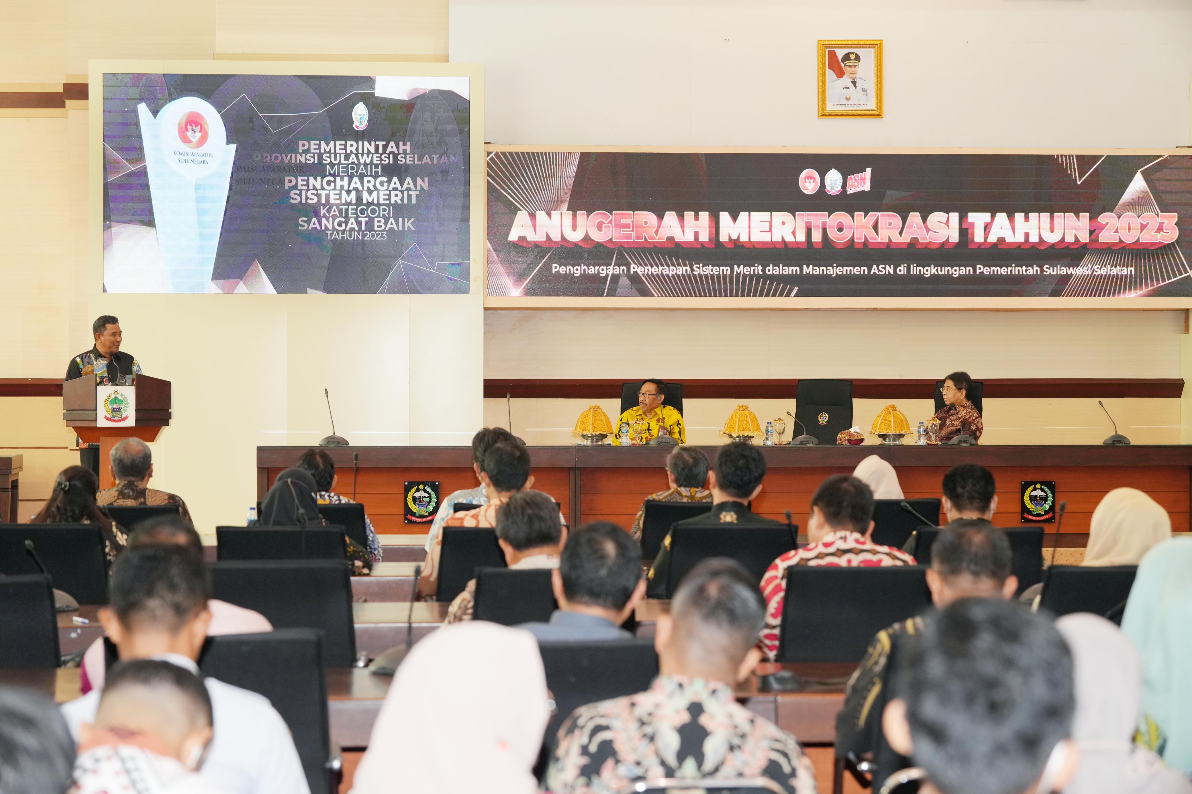 PEMPROV SULSEL DIANUGERAHI PENGHARGAAN MERITOKRASI KATEGORI SANGAT BAIK