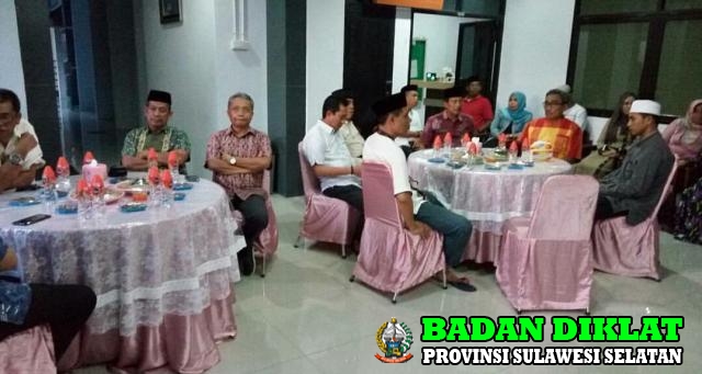 BUKA PUASA BERSAMA PEGAWAI DAN KELUARGA BPSDM PROV. SULSEL