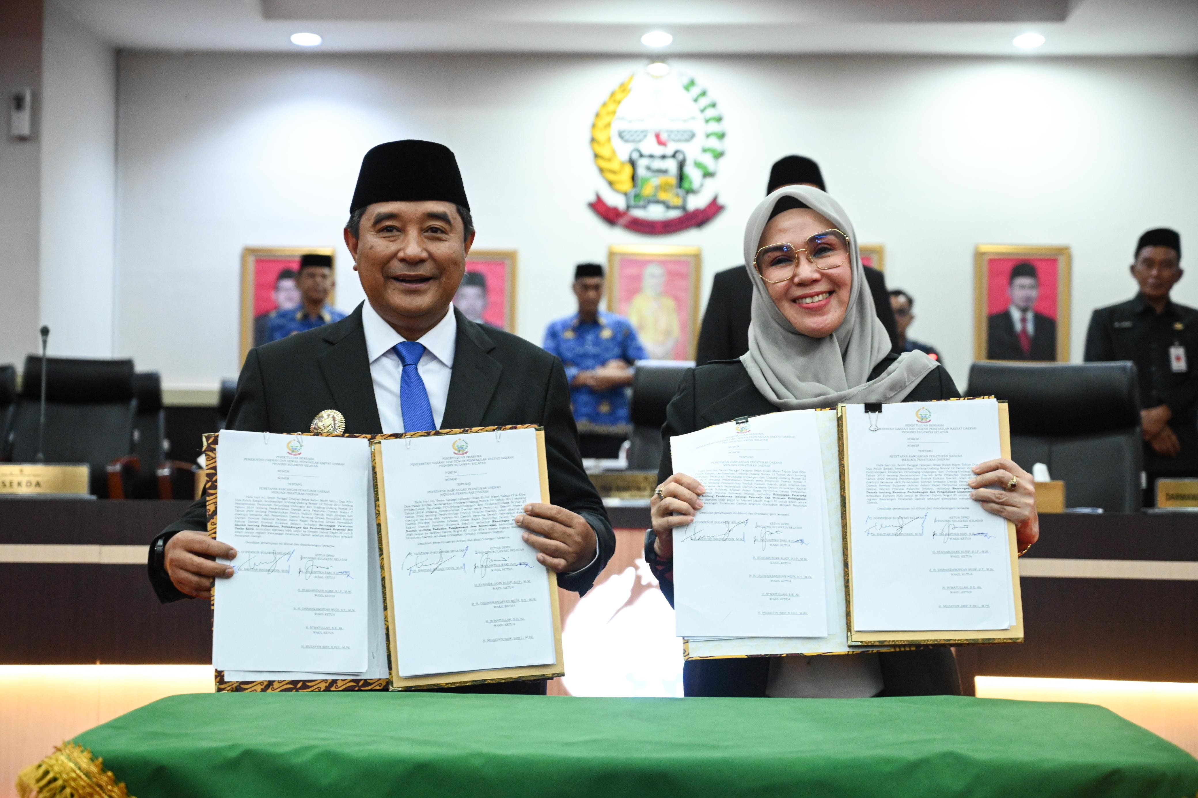  EMPAT PERDA BARU DISAHKAN, PJ GUBERNUR BAHTIAR SEGERA TERBITKAN PERGUB 