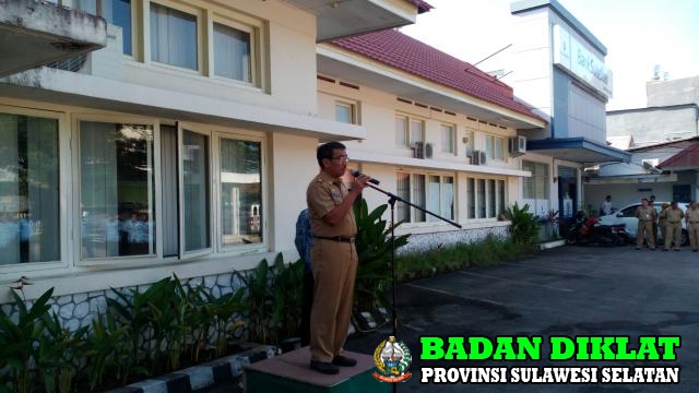 UPACARA PEMBUKAAN DIKLAT PRAJABATAN GOL. II ANGK. I BADAN DIKLAT PROV. SUL SEL