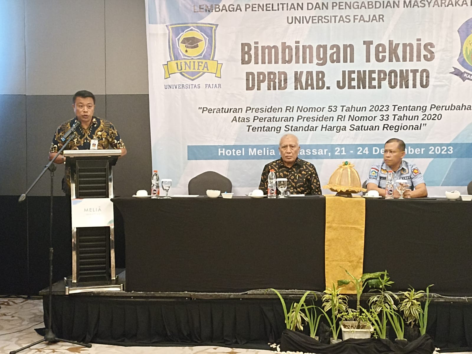 DPRD PEMKAB. JENEPONTO JUGA GELAR BIMTEK DI HOTEL MELIA