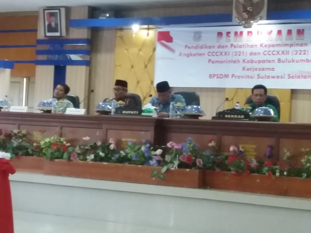 BUPATI BULUKUMBA BUKA 2 ANGKATAN LATPIM 4 BULUKUMBA