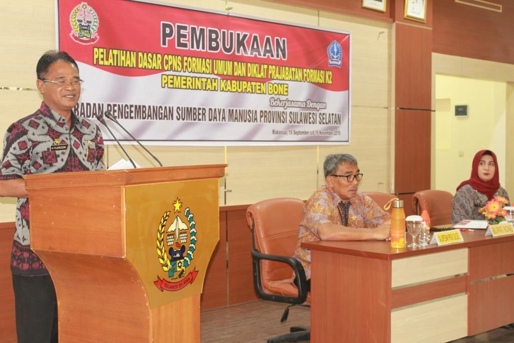 KEPALA BKD BONE BUKA LATSAR DAN K2 BONE