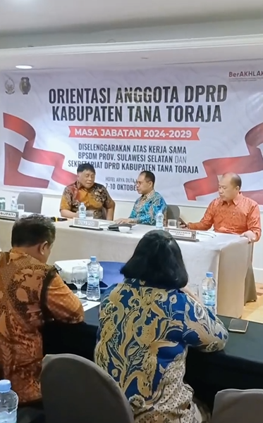 Anggota DPRD Tana Toraja Resmi Ikuti Orientasi: Bekal Penting Hadapi Tantangan Masa Jabatan 2024-202
