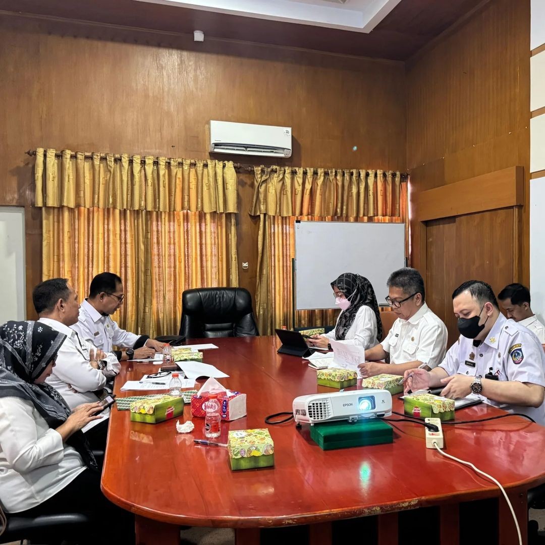 PROF. JUFRI KEPALA BPSDM PROV. SULSEL HADIRI RAPAT PEMBAHASAN RAKER PENINGKATAN PELAYANAN PUBLIK 