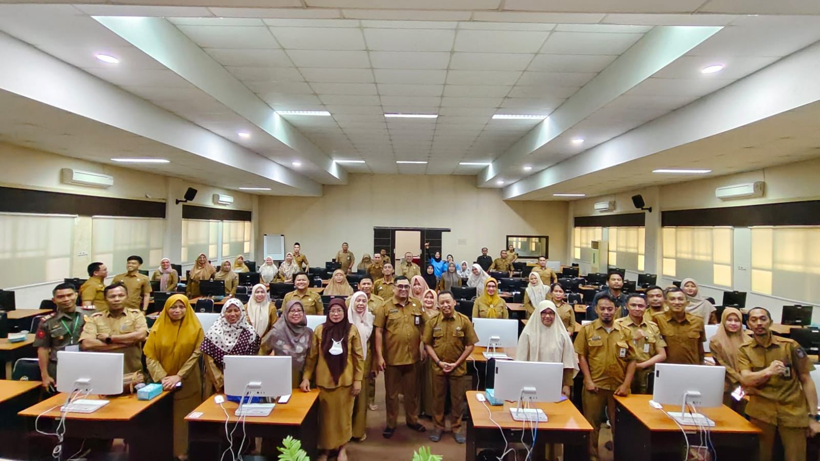 RAPAT OPTIMALISASI LAYANAN KEPEGAWAIAN KHUSUSNYA PENGEMBANGAN APARATUR