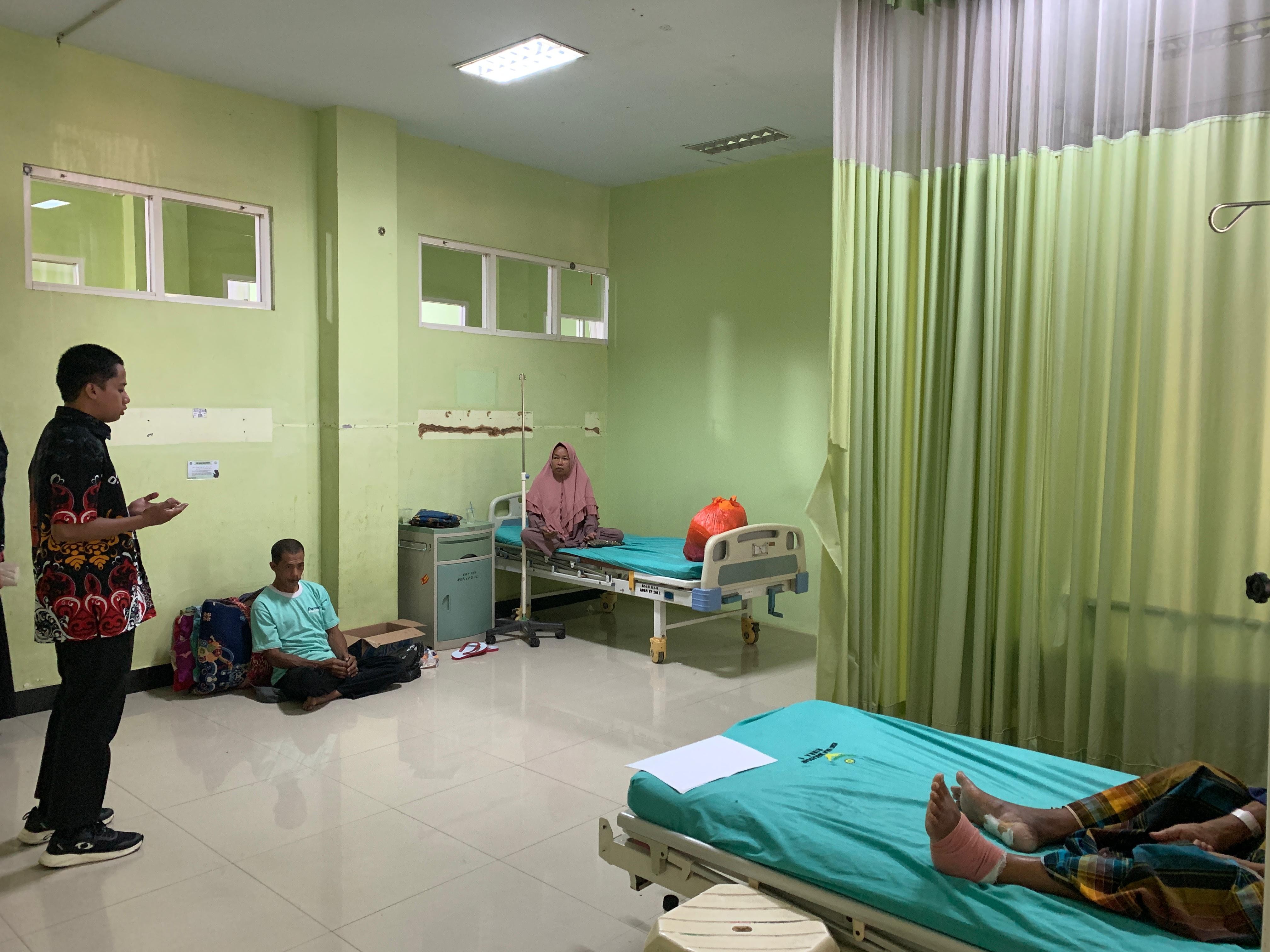 Tim PKRS RSUD Haji Makassar Gelar Penyuluhan dan Doa Bersama di Ruang Rinra Sayang 1