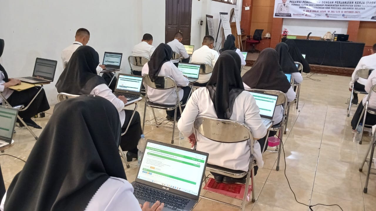 Suasana Ujian Evaluasi Akademik PPPK Angk.XIV Pemkab.Gowa