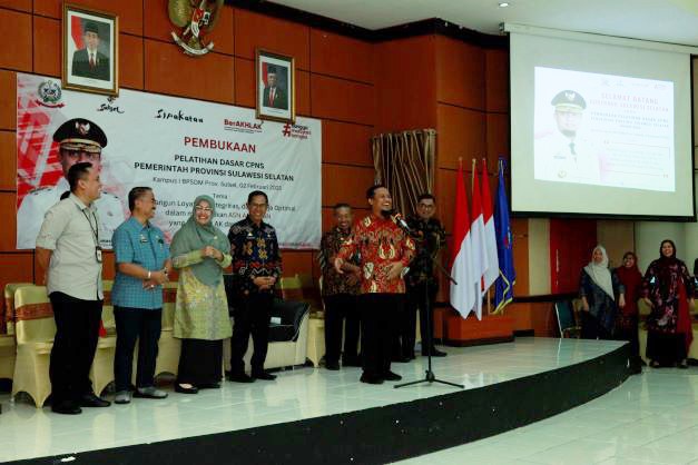 GUBERNUR SULSEL BUKA LATSAR CPNS DAN ORIENTASI NON ASN DISABILITAS LINGKUP PROV. SULSEL