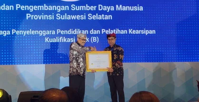 BPSDM SULSEL RAIH AKREDITASI KATEGORI LEMBAGA DIKLAT KEARSIPAN
