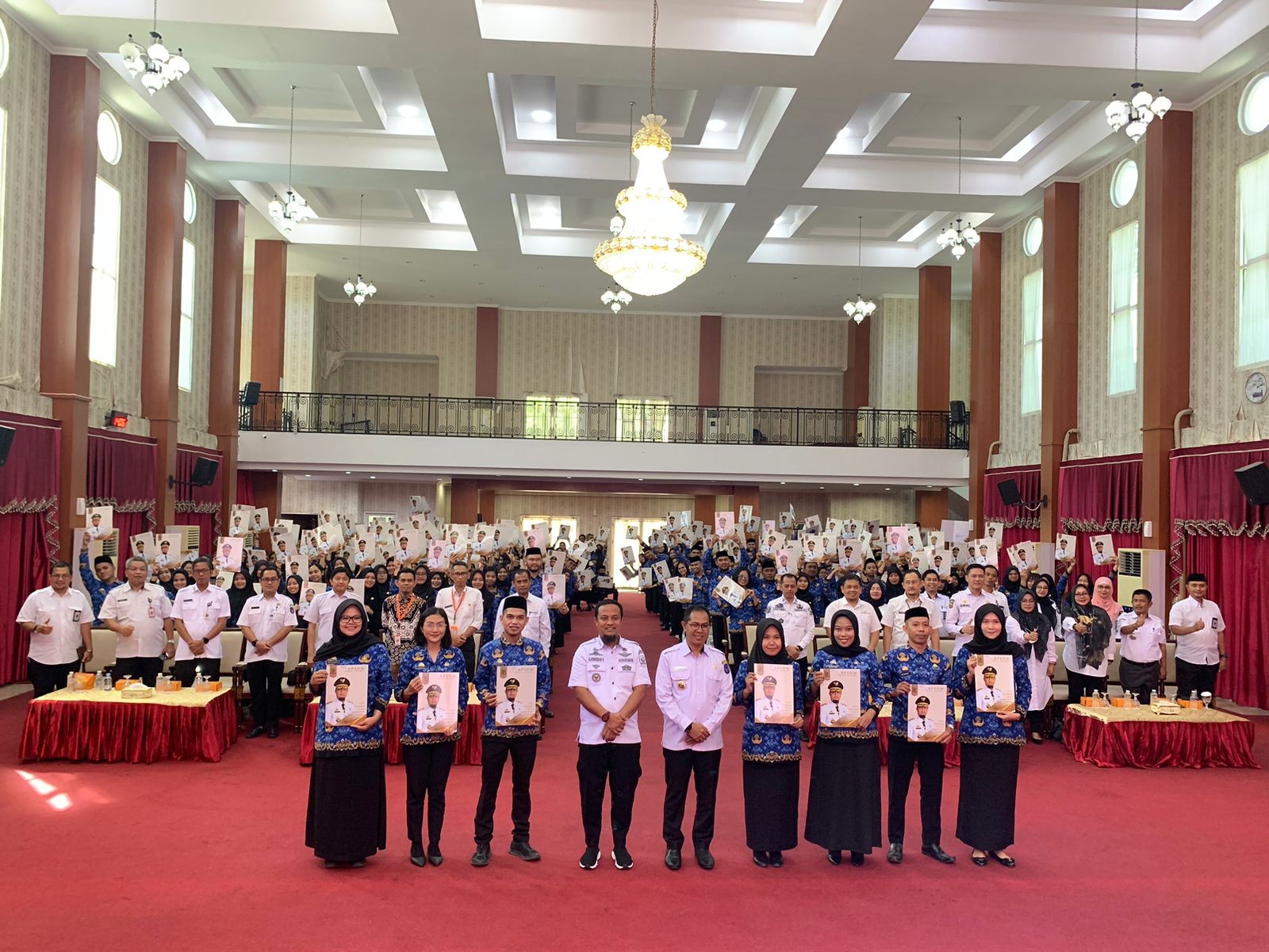 GUBERNUR SULSEL TUTUP LATSAR PEMPROV. SULSEL DI BARUGA KARAENG PATTINGALLOANG