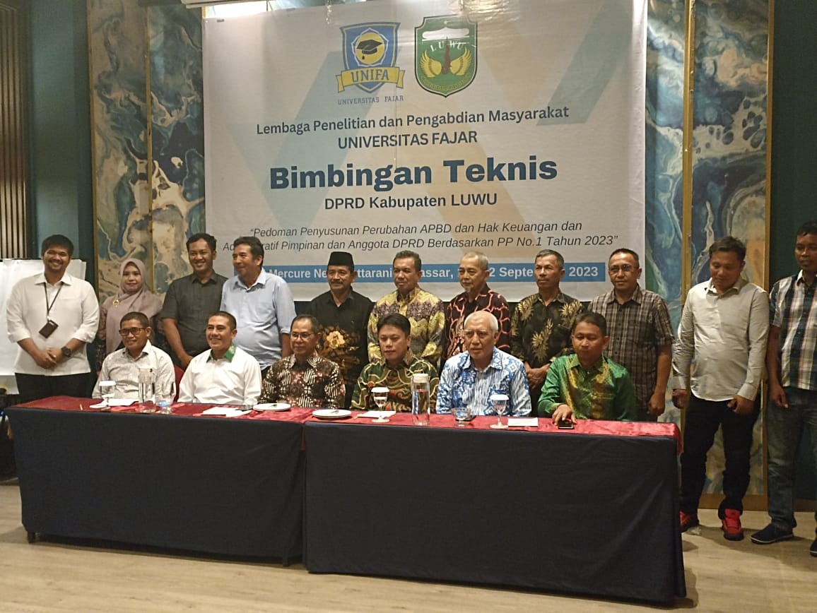 PEMKAB. LUWU GELAR BIMTEK DPRD DI MAKASSAR
