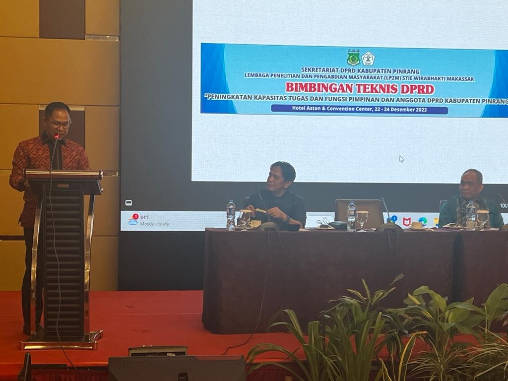 DPRD PEMKAB. PINRANG GELAR BIMTEK DI HOTEL ASTON MAKASSAR