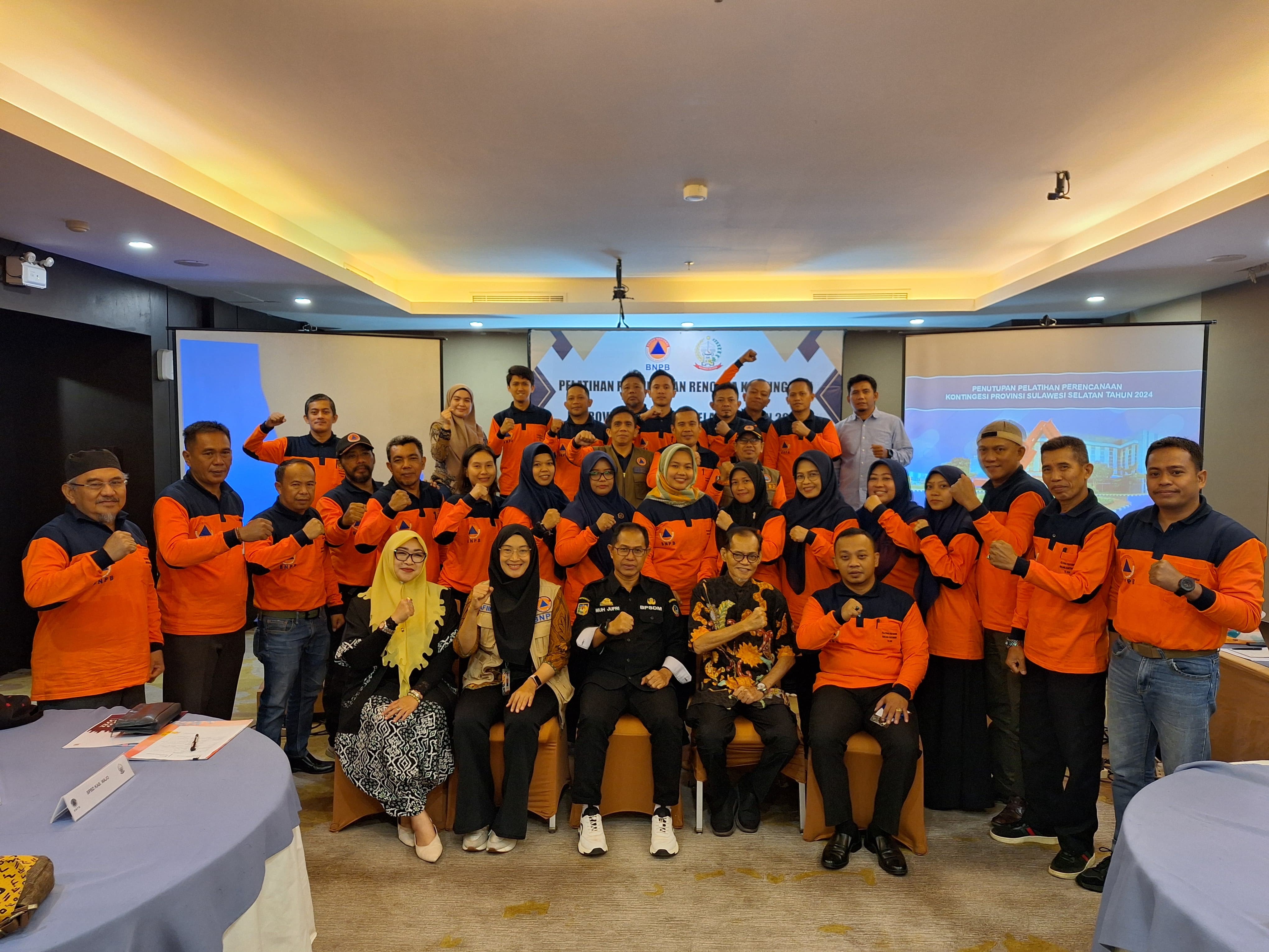 PROF. JUFRI TUTUP PELATIHAN PENYUSUNAN RENCANA KONTINGENSI SULSEL